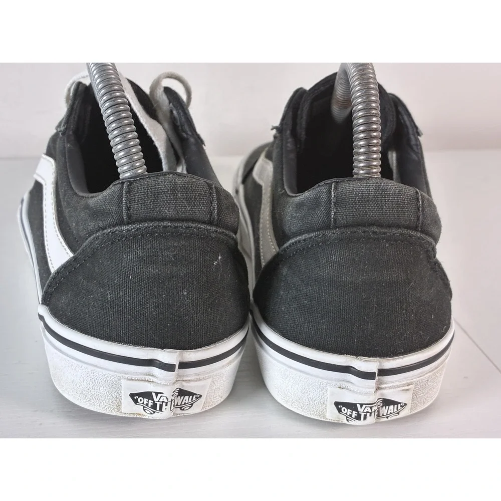 Women's Vans Ward Canvas Sneakers - Black & White - 8.5 -